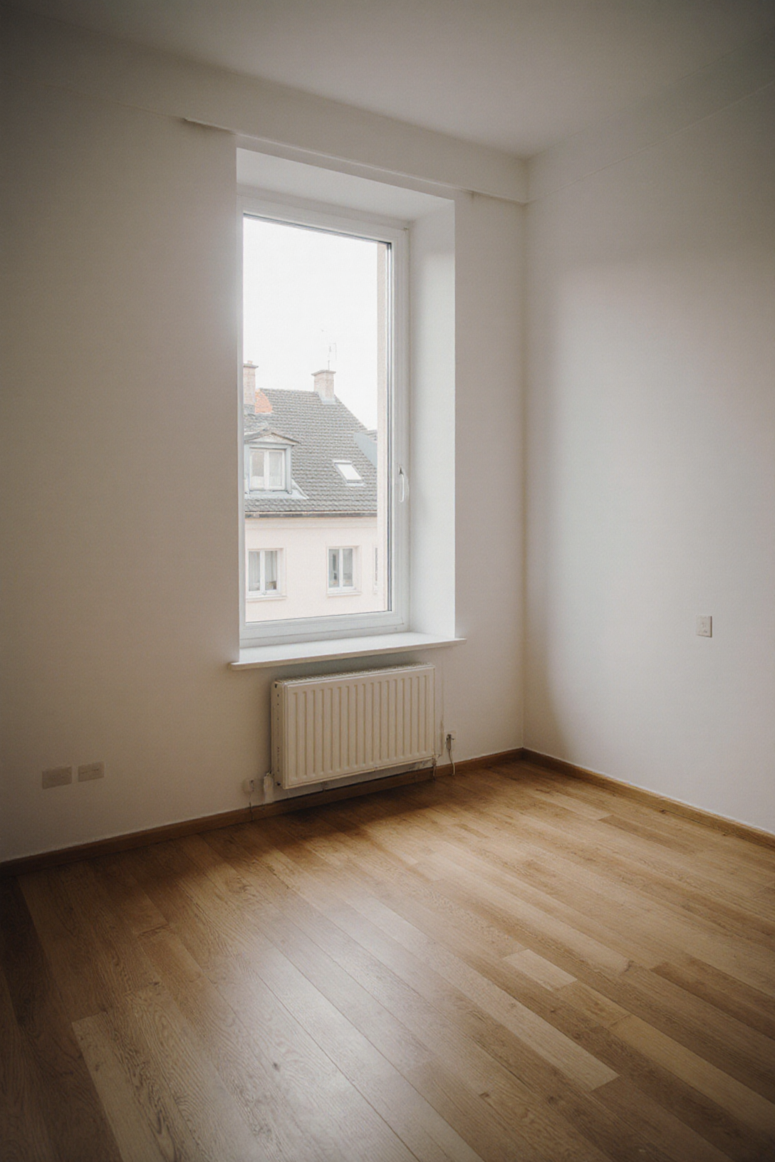 Heller leerer Wohnraum
